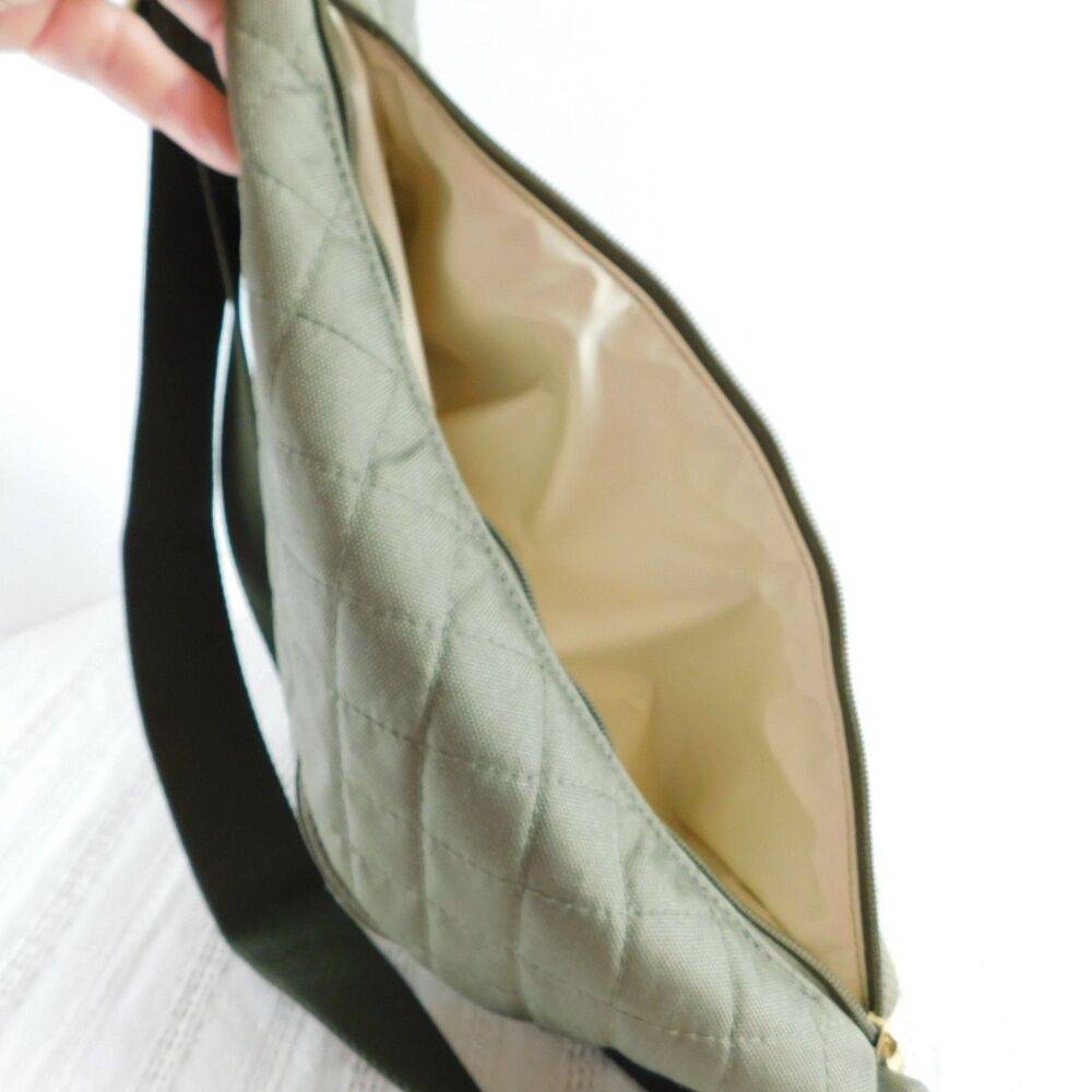 Canvelle Sling Army Green Purse Shoulder Bag Crossbody Waterproof Hiking MINT! - Picture 5 of 13
